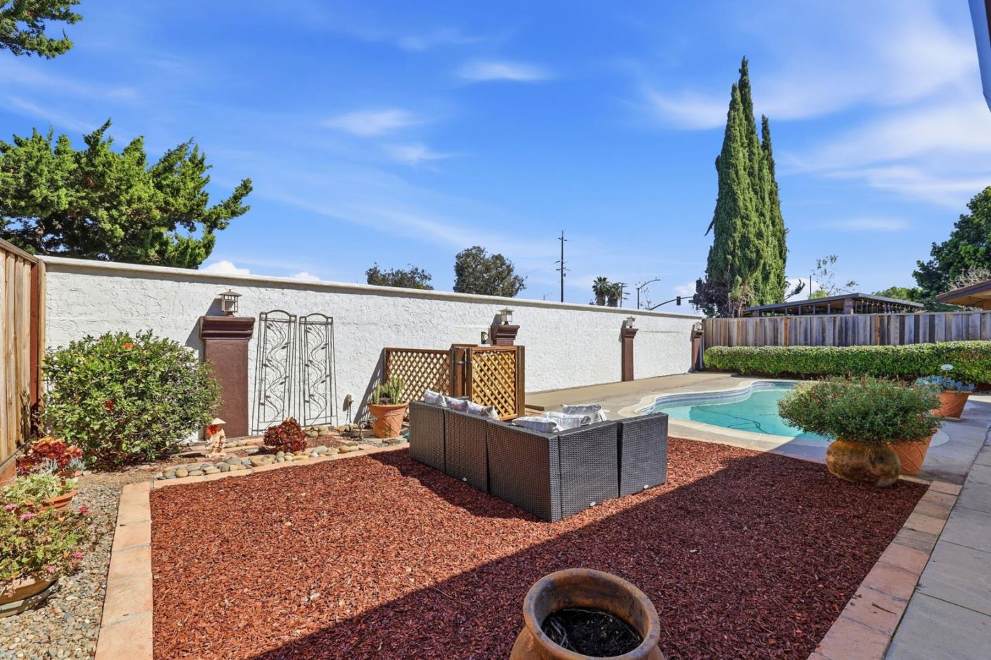 Detail Gallery Image 41 of 49 For 1638 Corte De Callas, San Jose,  CA 95124 - 3 Beds | 2 Baths