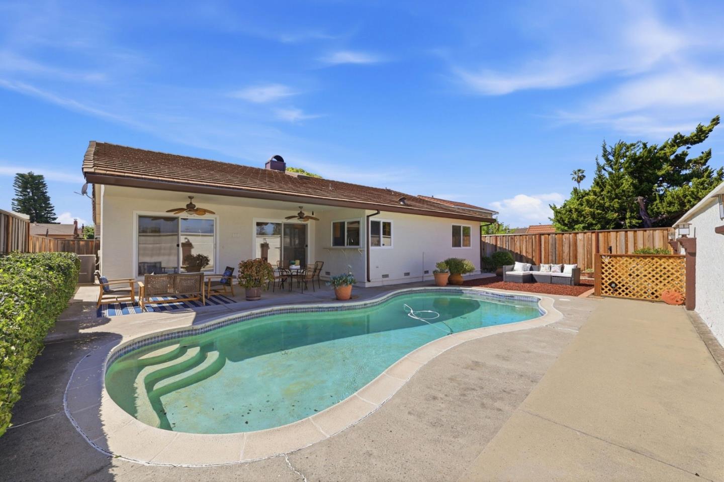 Detail Gallery Image 44 of 49 For 1638 Corte De Callas, San Jose,  CA 95124 - 3 Beds | 2 Baths