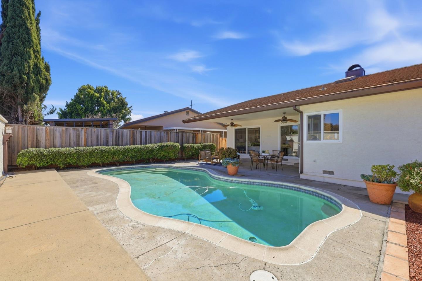 Detail Gallery Image 45 of 49 For 1638 Corte De Callas, San Jose,  CA 95124 - 3 Beds | 2 Baths