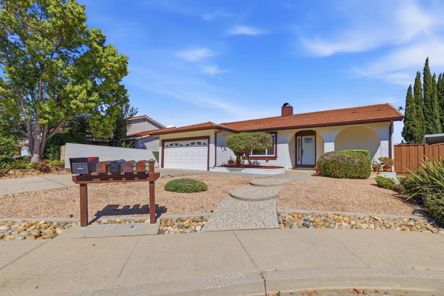 Detail Gallery Image 5 of 49 For 1638 Corte De Callas, San Jose,  CA 95124 - 3 Beds | 2 Baths