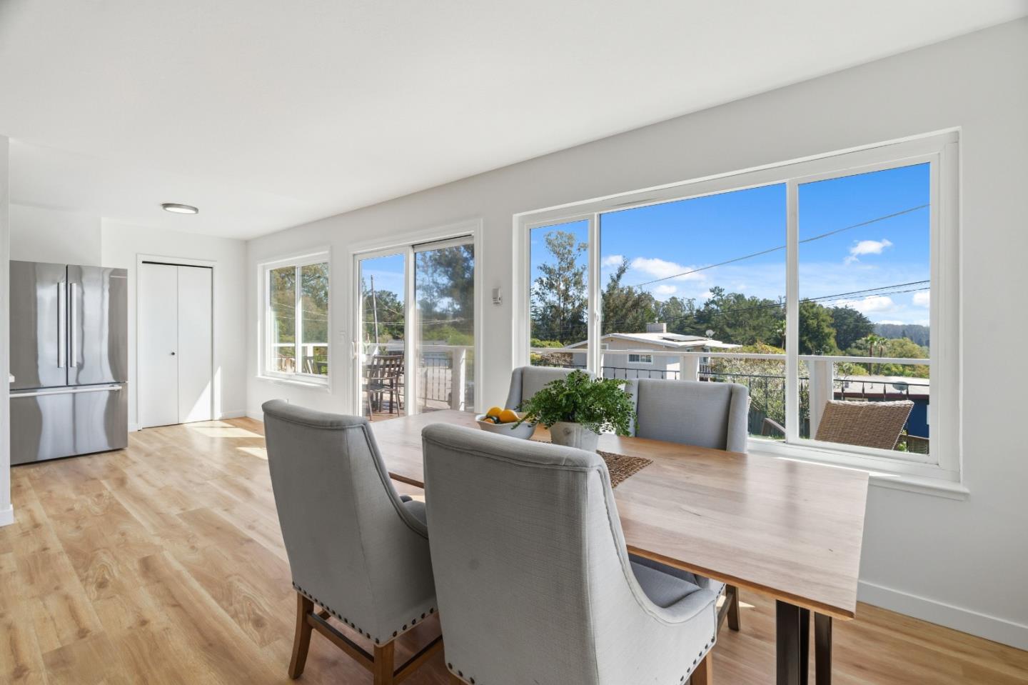 Detail Gallery Image 11 of 73 For 5493 Ball Dr, Soquel,  CA 95073 - 4 Beds | 2/1 Baths