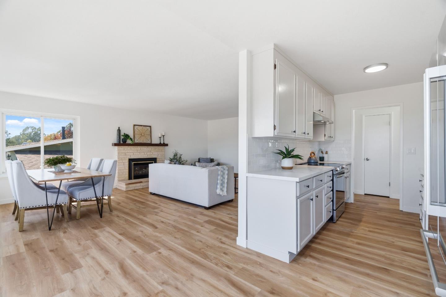 Detail Gallery Image 15 of 73 For 5493 Ball Dr, Soquel,  CA 95073 - 4 Beds | 2/1 Baths