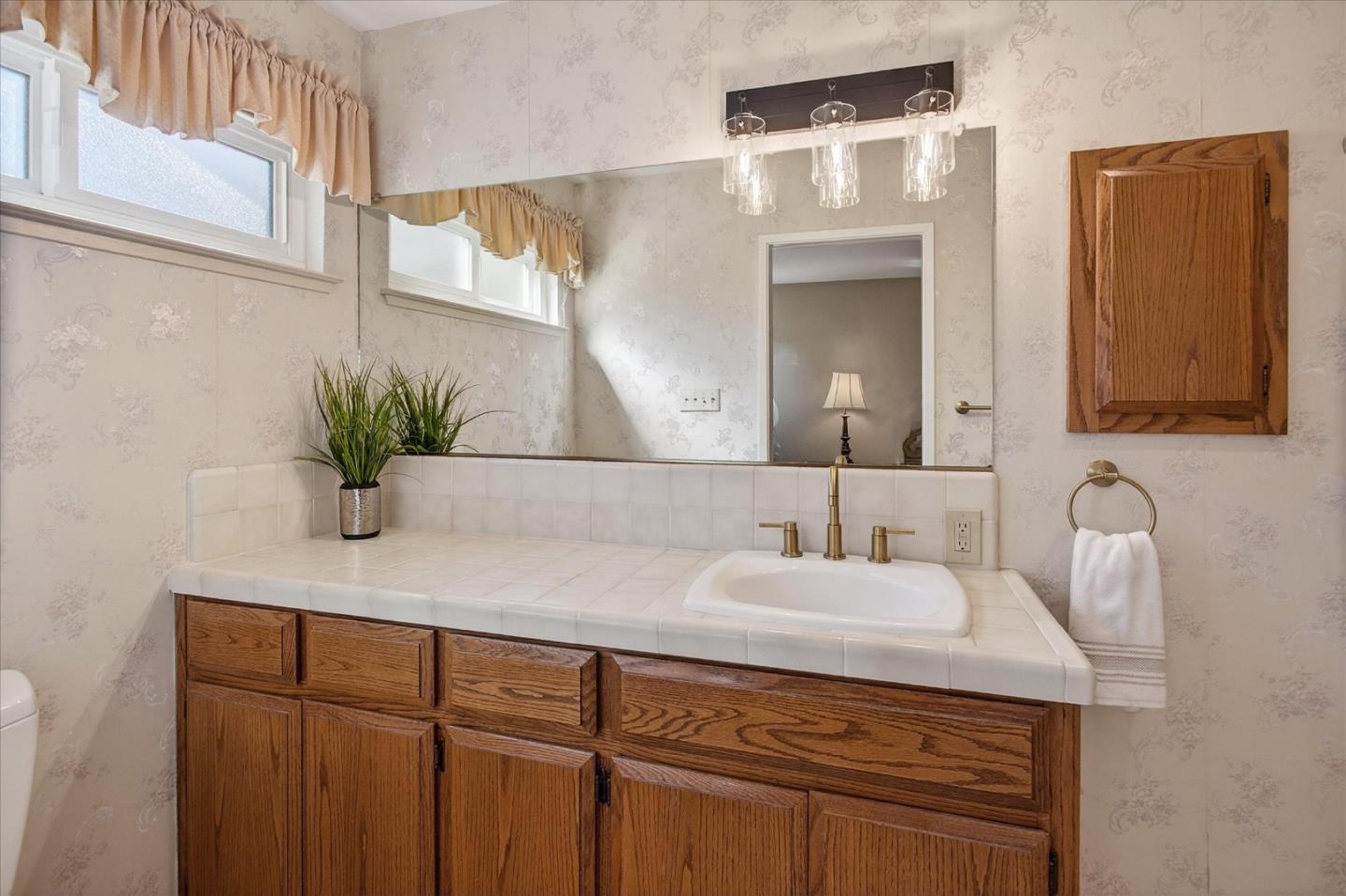 Detail Gallery Image 16 of 27 For 2069 Mayfield Ave, San Jose,  CA 95130 - 3 Beds | 2 Baths