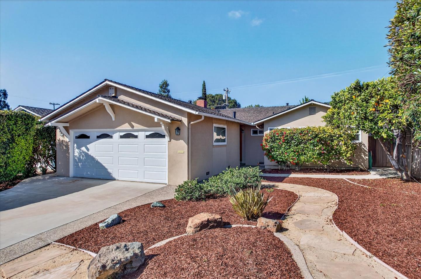 Detail Gallery Image 2 of 27 For 2069 Mayfield Ave, San Jose,  CA 95130 - 3 Beds | 2 Baths