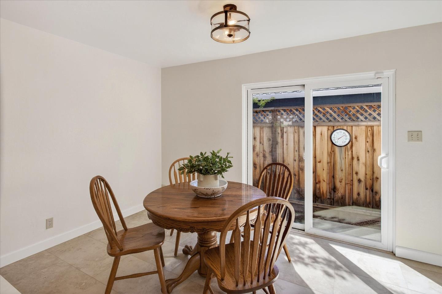 Detail Gallery Image 9 of 27 For 2069 Mayfield Ave, San Jose,  CA 95130 - 3 Beds | 2 Baths