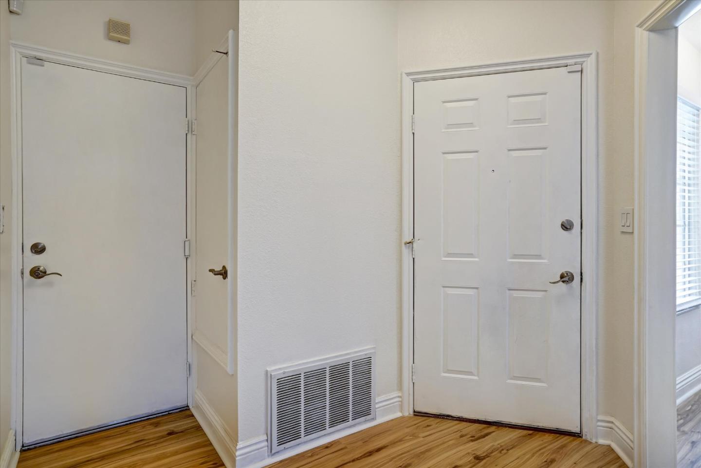 Detail Gallery Image 9 of 41 For 36184 Toulouse St, Newark,  CA 94560 - 3 Beds | 2/1 Baths