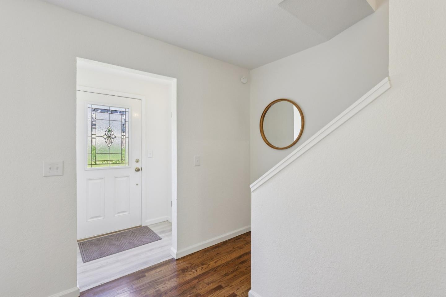Detail Gallery Image 15 of 41 For 4930 Dickinson Dr, San Jose,  CA 95111 - 4 Beds | 2/1 Baths