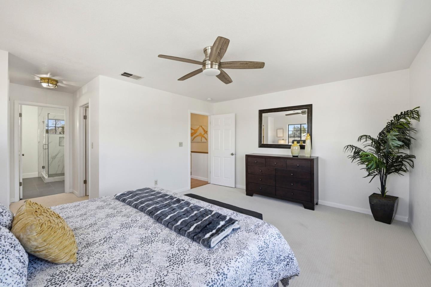 Detail Gallery Image 24 of 47 For 952 Vernie Ct, Cupertino,  CA 95014 - 4 Beds | 3/1 Baths