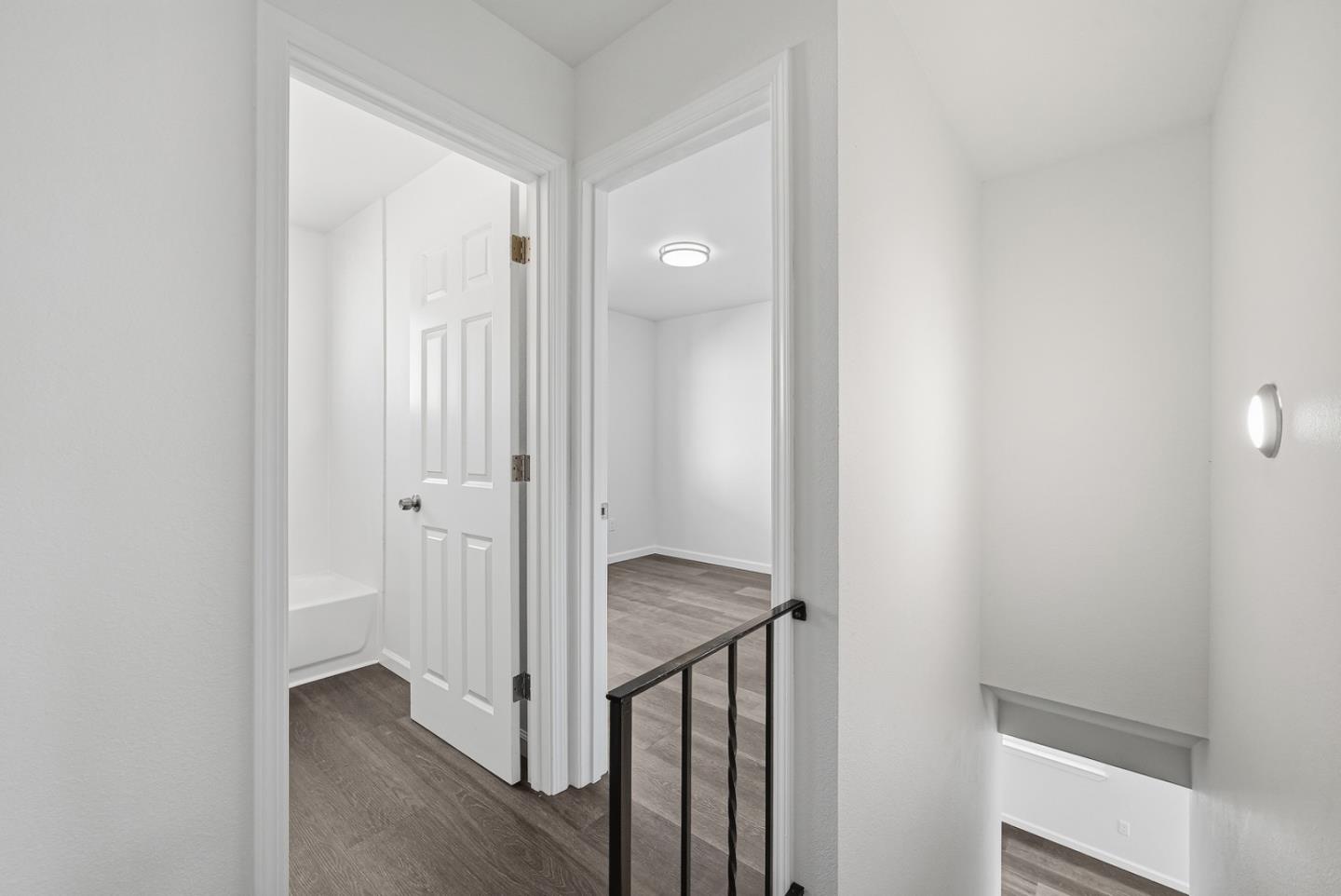 Detail Gallery Image 20 of 25 For 7876 Bancroft Ave, Oakland,  CA 94605 - – Beds | – Baths