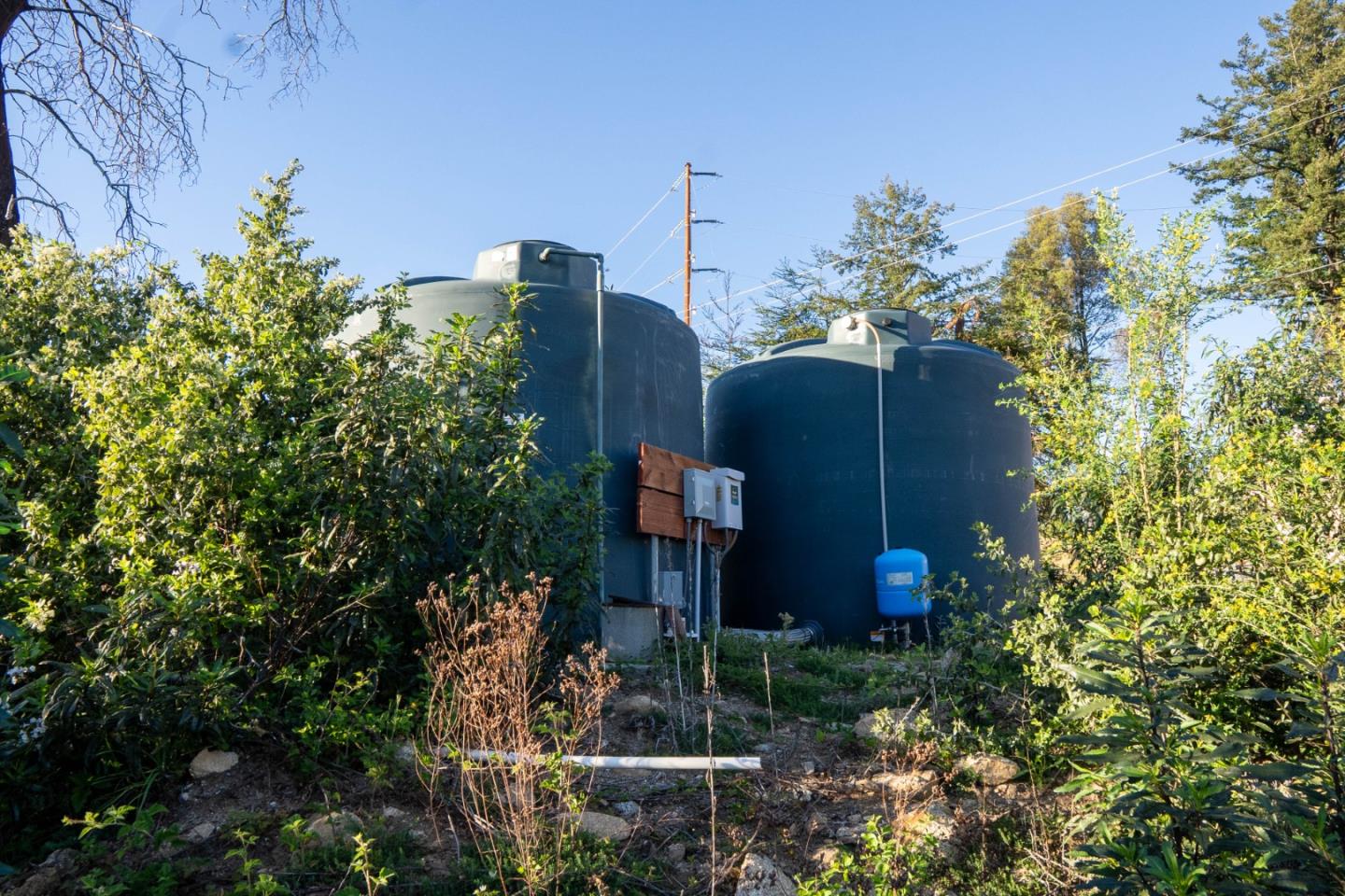 Detail Gallery Image 17 of 17 For 297 Robles Dr, Santa Cruz,  CA 95060 - 3 Beds | 2 Baths