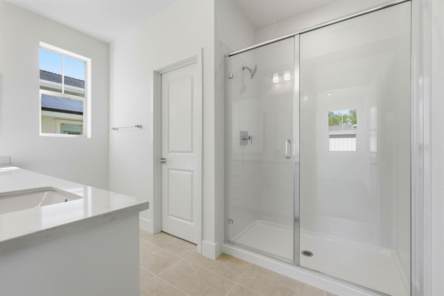 Detail Gallery Image 15 of 16 For 224 Oak Circle, Walnut Creek,  CA 94597 - 4 Beds | 3/1 Baths