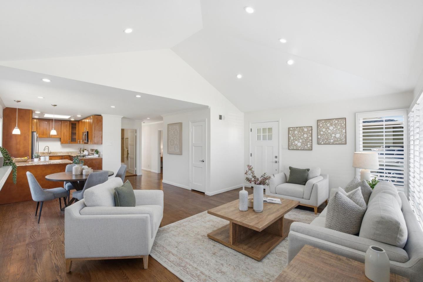 Detail Gallery Image 10 of 43 For 207 Rockwood Dr, South San Francisco,  CA 94080 - 3 Beds | 2 Baths