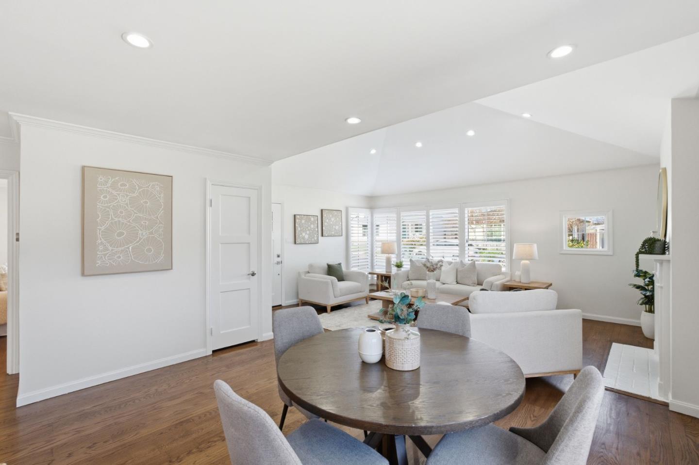 Detail Gallery Image 13 of 43 For 207 Rockwood Dr, South San Francisco,  CA 94080 - 3 Beds | 2 Baths