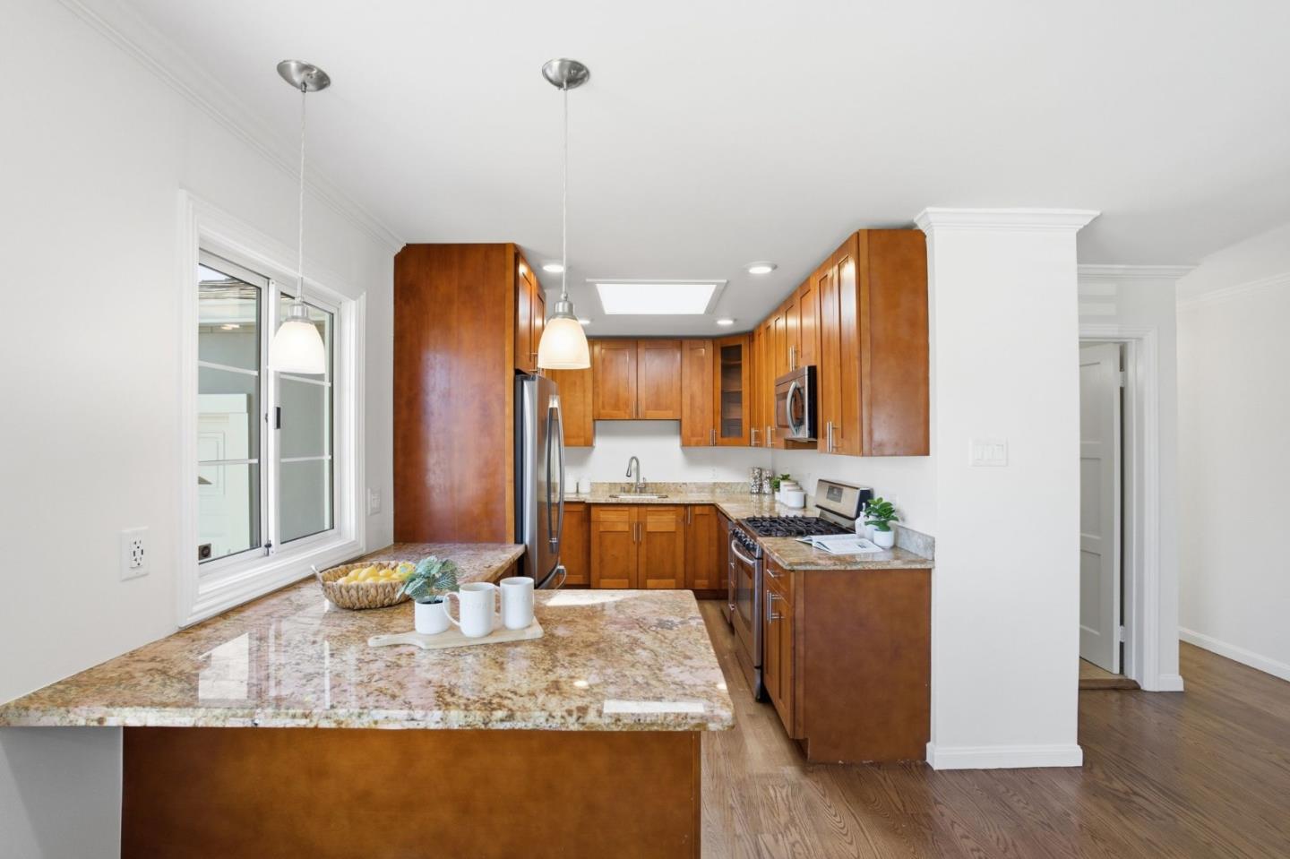 Detail Gallery Image 24 of 43 For 207 Rockwood Dr, South San Francisco,  CA 94080 - 3 Beds | 2 Baths