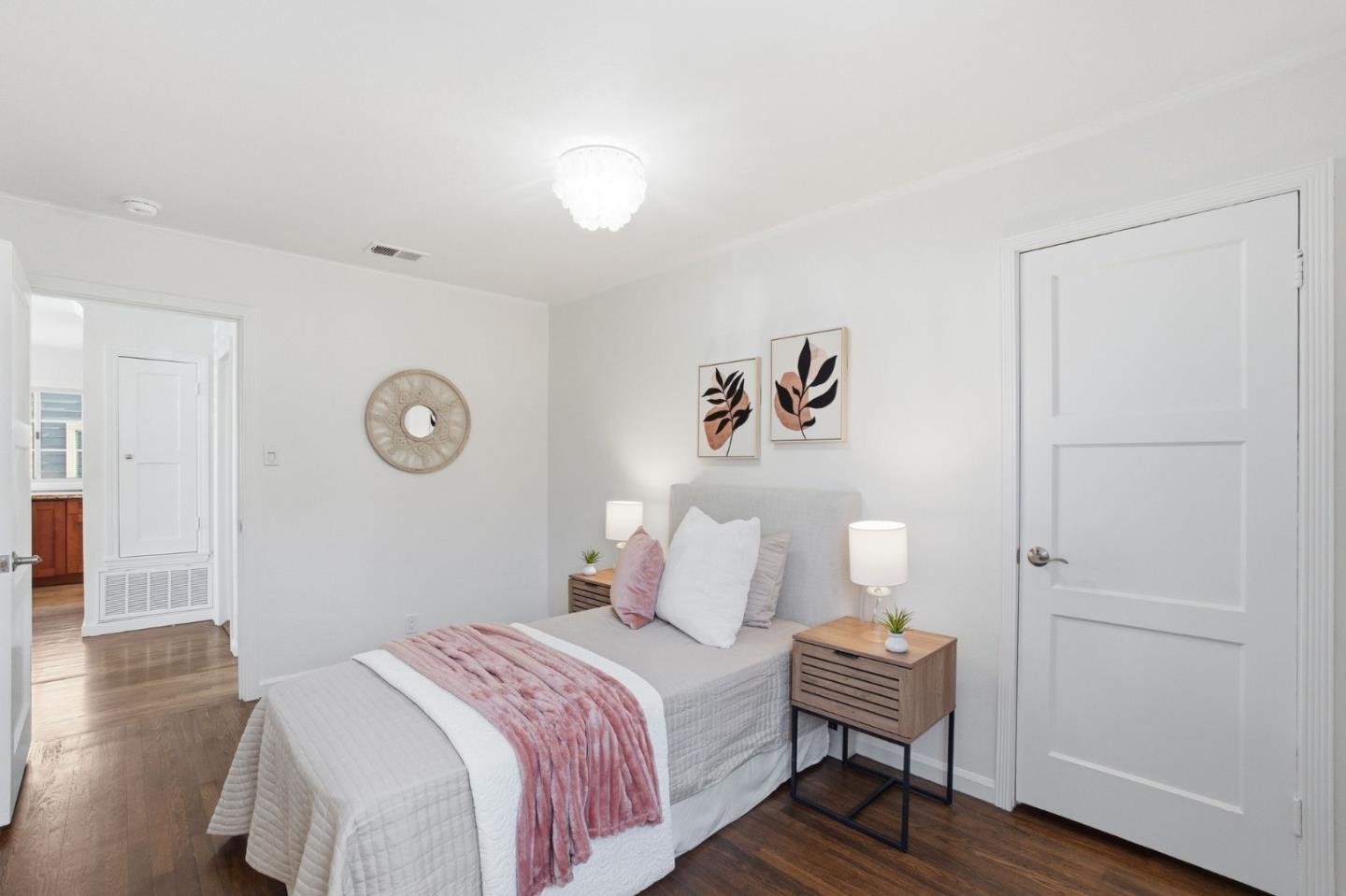 Detail Gallery Image 30 of 43 For 207 Rockwood Dr, South San Francisco,  CA 94080 - 3 Beds | 2 Baths