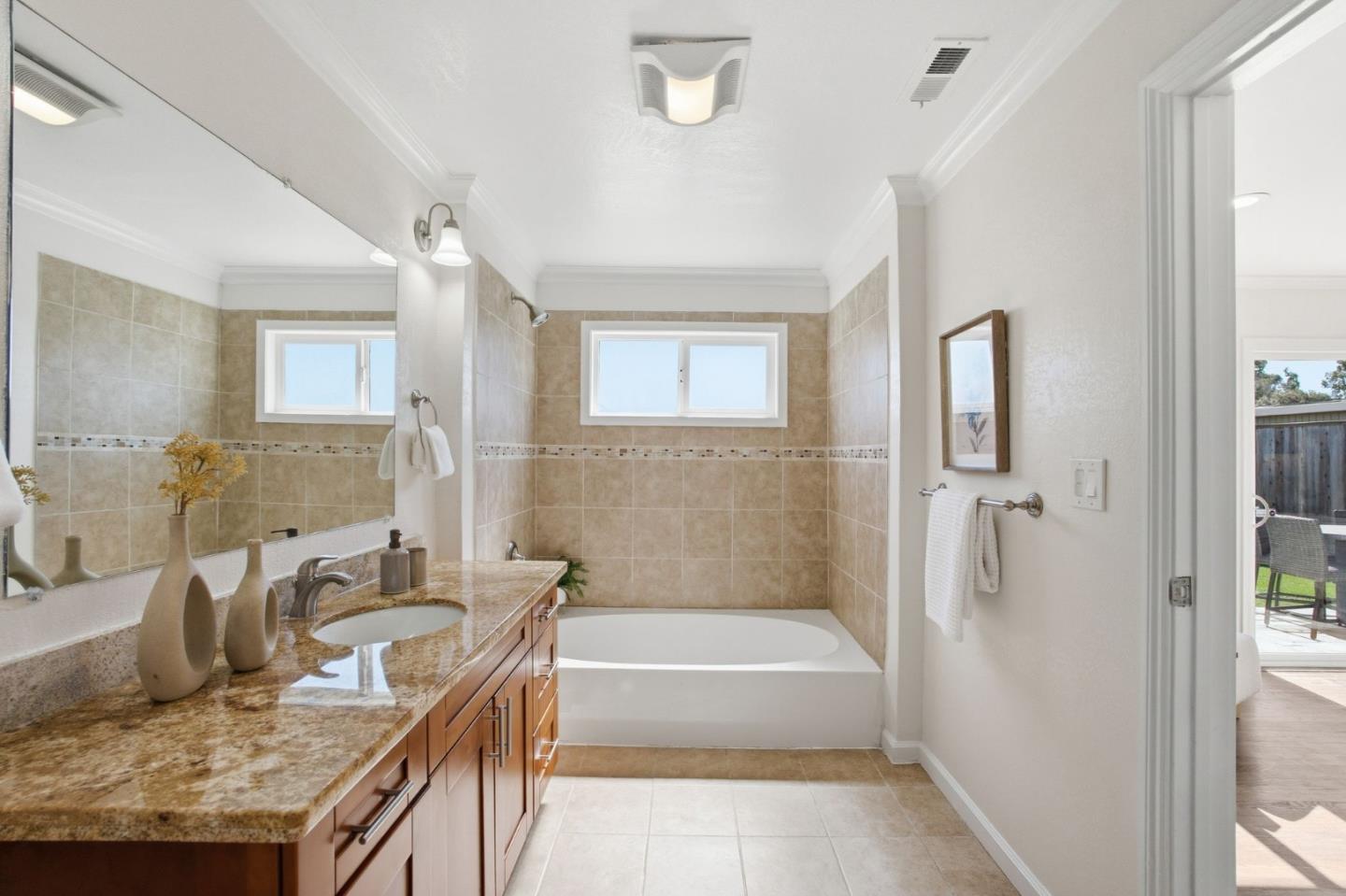 Detail Gallery Image 39 of 43 For 207 Rockwood Dr, South San Francisco,  CA 94080 - 3 Beds | 2 Baths