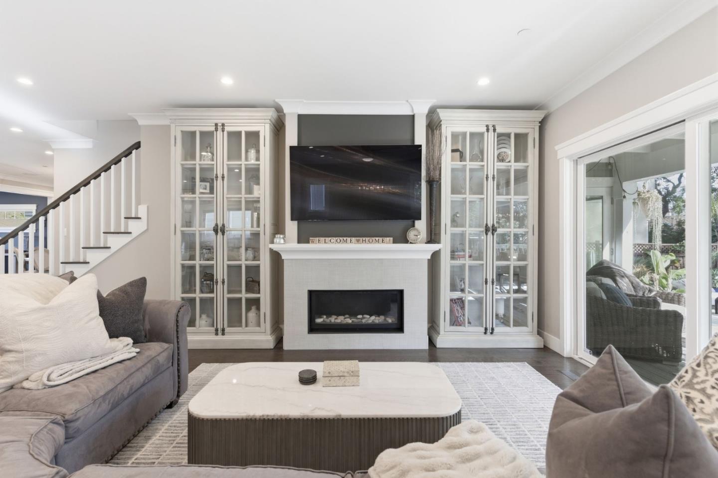 Detail Gallery Image 13 of 39 For 2349 Eaton, San Carlos,  CA 94070 - 4 Beds | 4/1 Baths