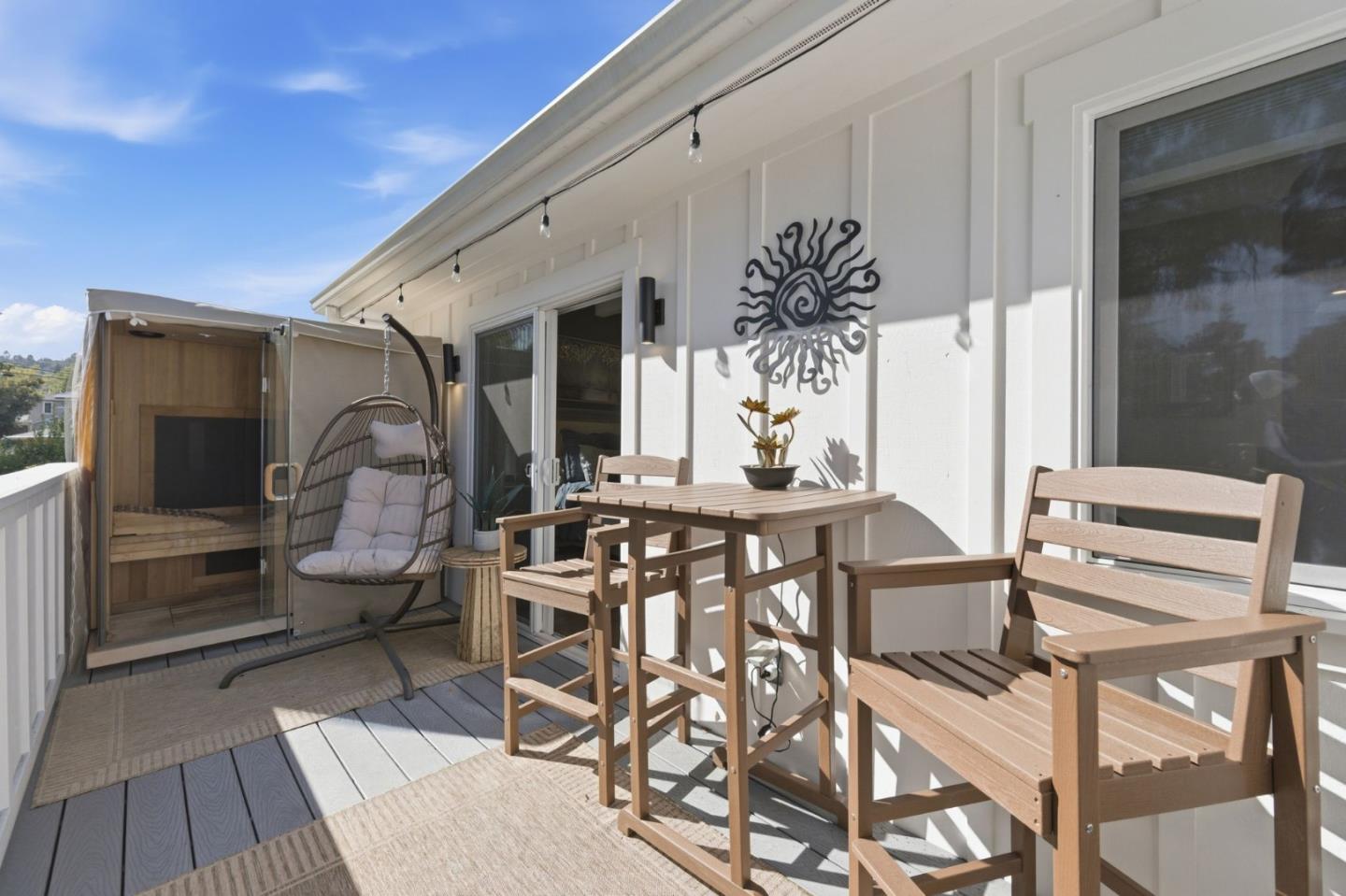 Detail Gallery Image 21 of 39 For 2349 Eaton, San Carlos,  CA 94070 - 4 Beds | 4/1 Baths