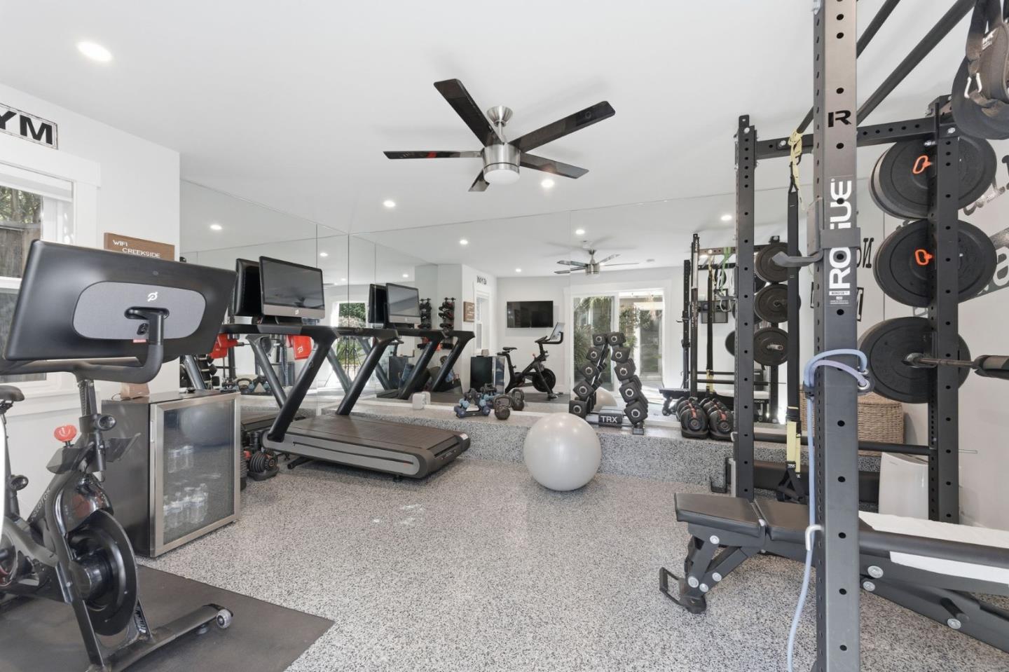 Detail Gallery Image 28 of 39 For 2349 Eaton, San Carlos,  CA 94070 - 4 Beds | 4/1 Baths