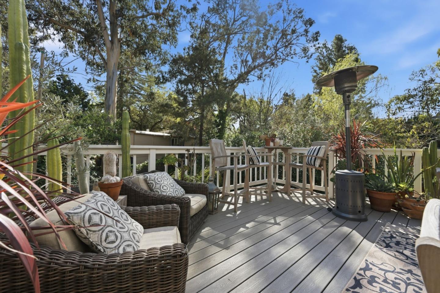 Detail Gallery Image 33 of 39 For 2349 Eaton, San Carlos,  CA 94070 - 4 Beds | 4/1 Baths