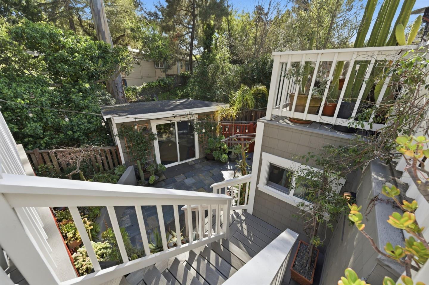 Detail Gallery Image 38 of 39 For 2349 Eaton, San Carlos,  CA 94070 - 4 Beds | 4/1 Baths