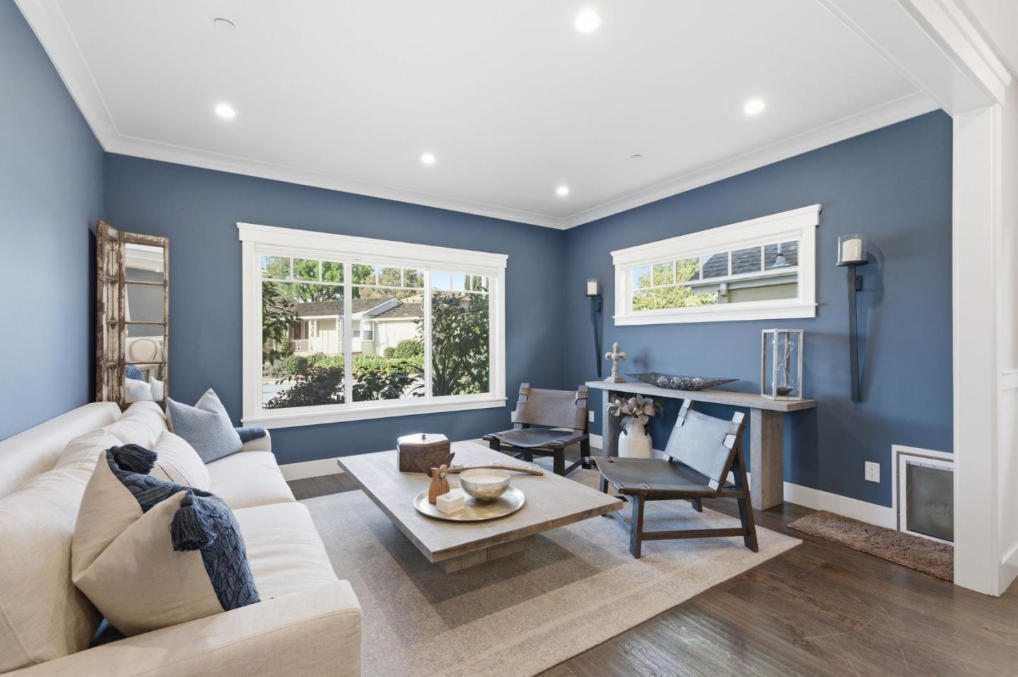 Detail Gallery Image 5 of 39 For 2349 Eaton, San Carlos,  CA 94070 - 4 Beds | 4/1 Baths