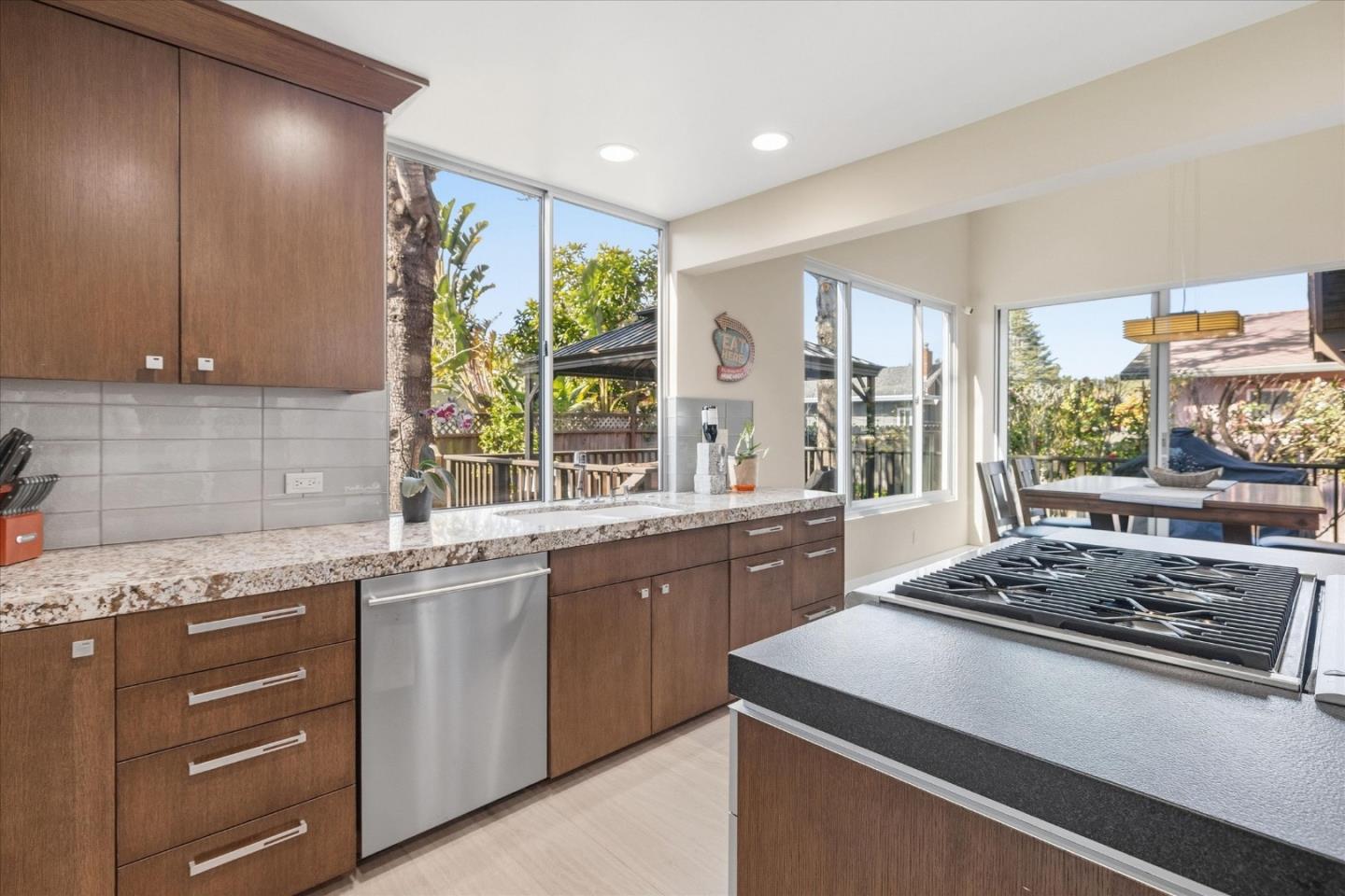 Detail Gallery Image 30 of 56 For 118 Sea Terrace Way, Aptos,  CA 95003 - 3 Beds | 2 Baths