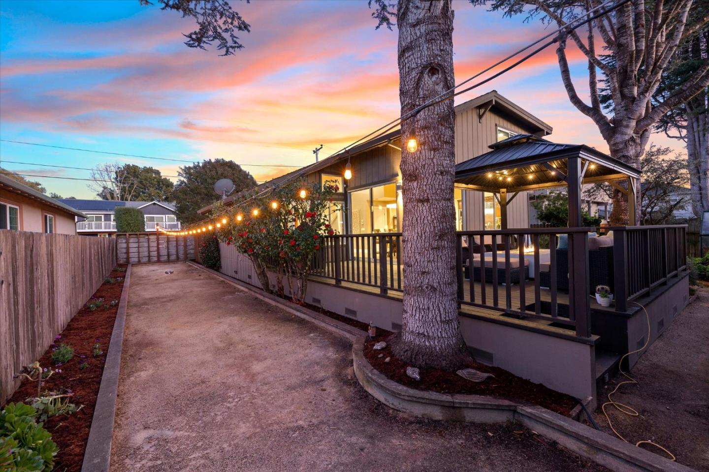 Detail Gallery Image 7 of 56 For 118 Sea Terrace Way, Aptos,  CA 95003 - 3 Beds | 2 Baths