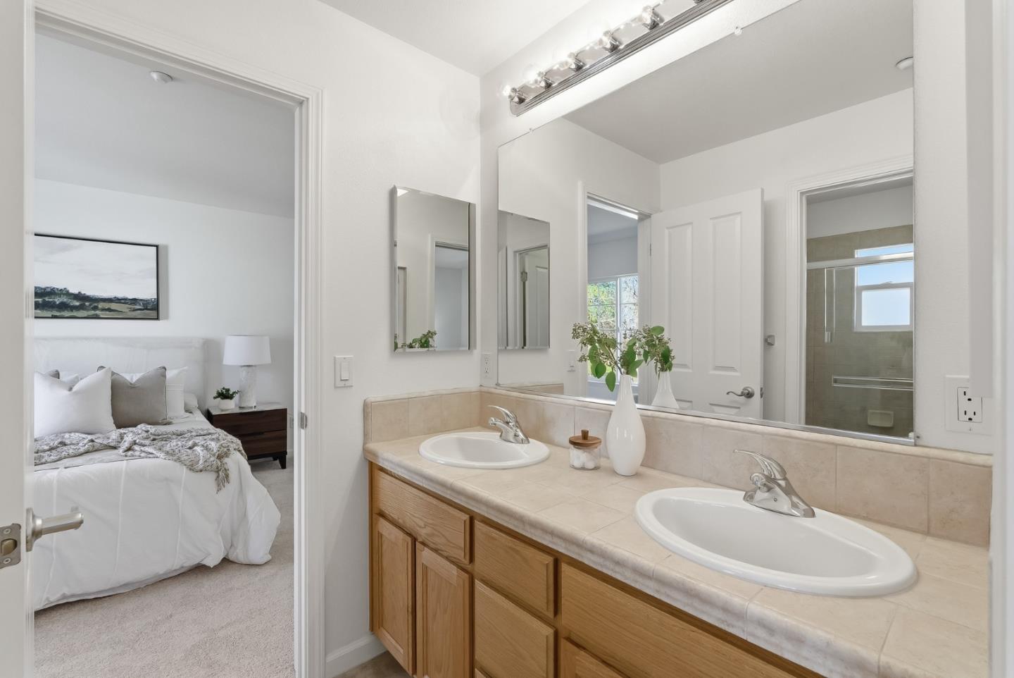 Detail Gallery Image 23 of 40 For 3537 Michelangelo Dr, San Jose,  CA 95135 - 3 Beds | 2/1 Baths