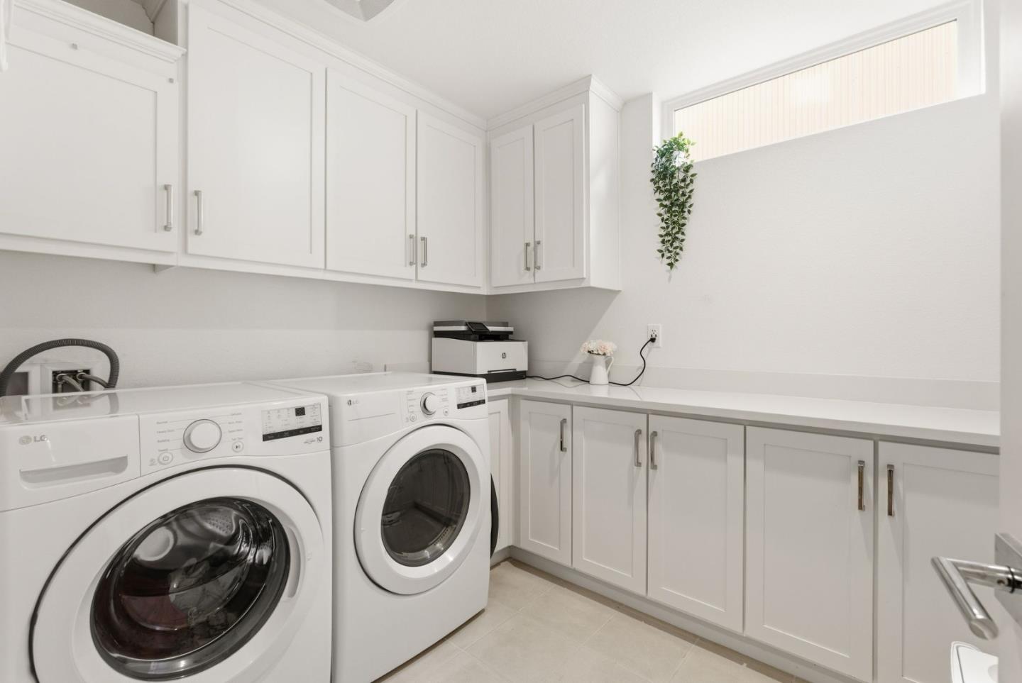 Detail Gallery Image 28 of 50 For 15206 Watkins Dr, Los Gatos,  CA 95032 - 3 Beds | 2/1 Baths