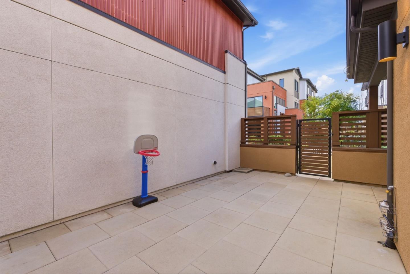 Detail Gallery Image 32 of 50 For 15206 Watkins Dr, Los Gatos,  CA 95032 - 3 Beds | 2/1 Baths