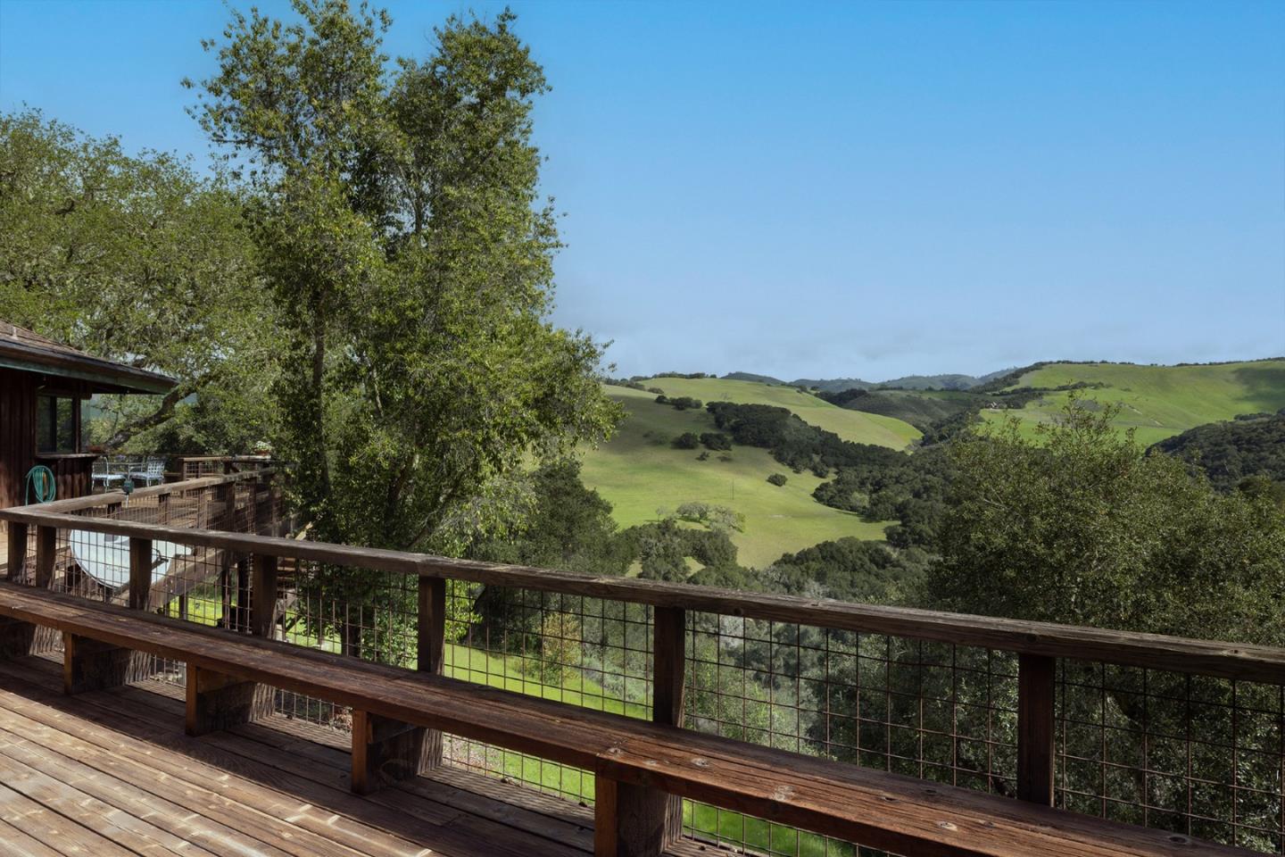 Detail Gallery Image 23 of 42 For 17094 Cachagua Rd, Carmel Valley,  CA 93924 - 5 Beds | 5/1 Baths