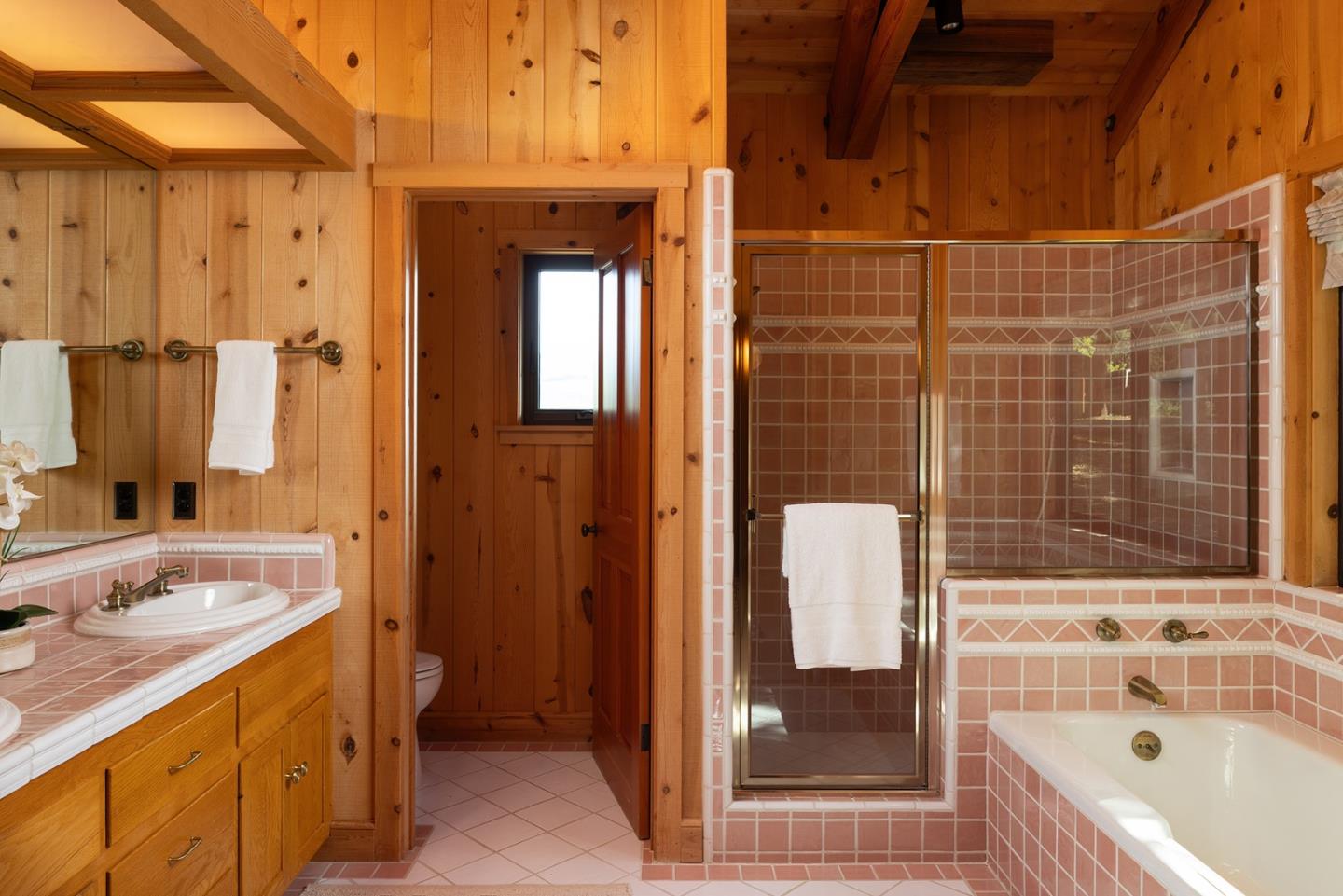 Detail Gallery Image 26 of 42 For 17094 Cachagua Rd, Carmel Valley,  CA 93924 - 5 Beds | 5/1 Baths