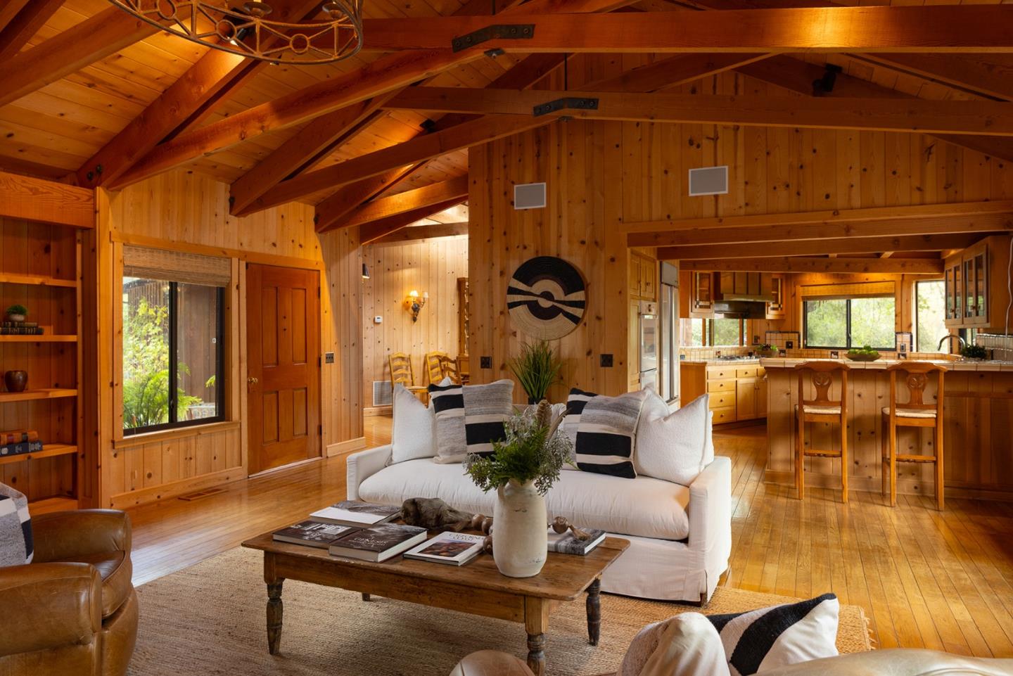 Detail Gallery Image 5 of 42 For 17094 Cachagua Rd, Carmel Valley,  CA 93924 - 5 Beds | 5/1 Baths