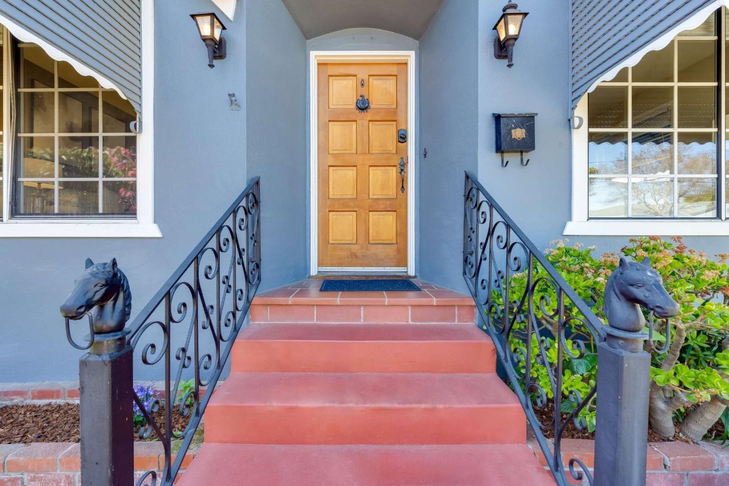 Detail Gallery Image 2 of 41 For 1256 Pierce St, Santa Clara,  CA 95050 - 3 Beds | 1 Baths