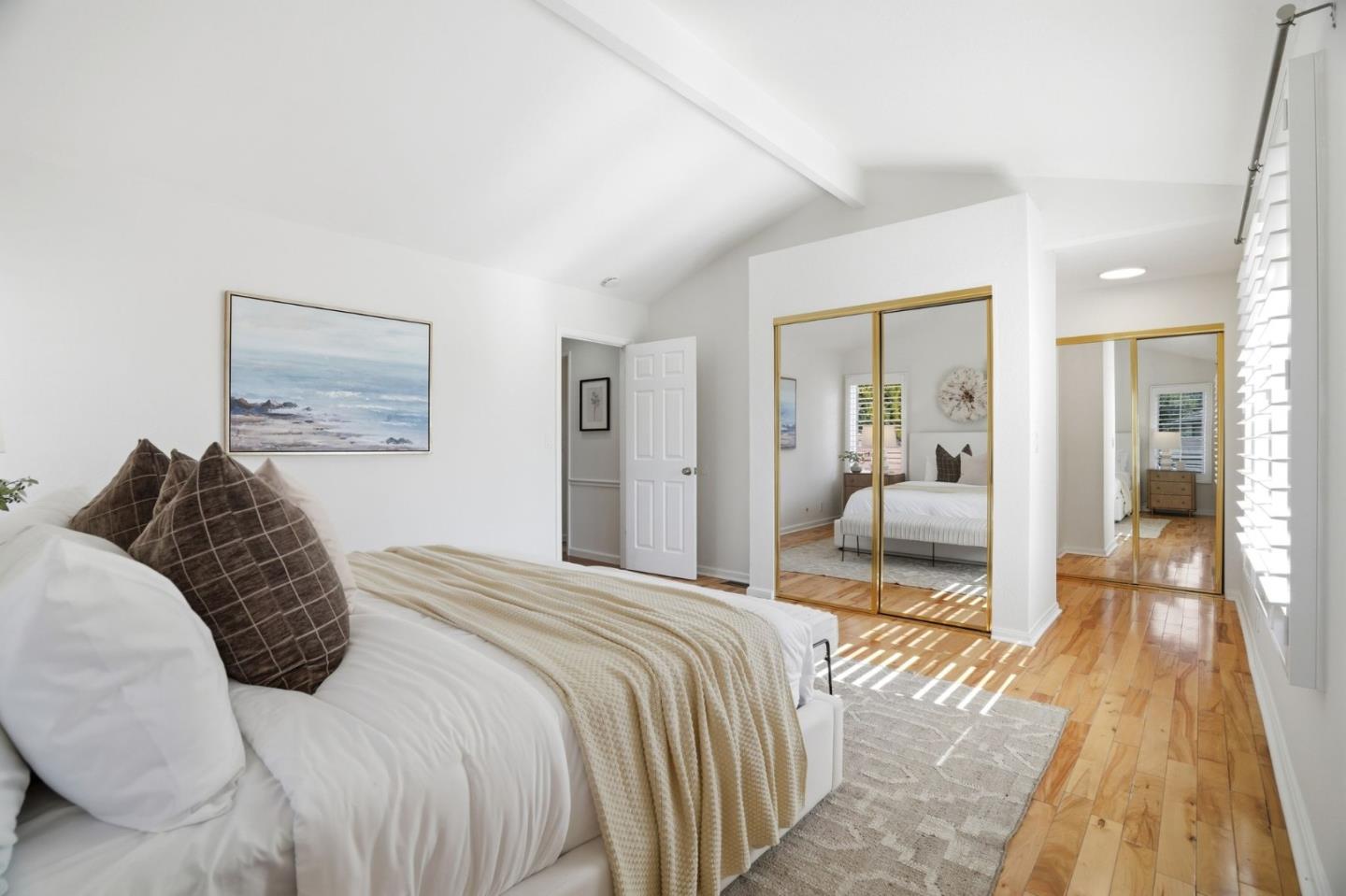 Detail Gallery Image 21 of 53 For 1315 Bright Oaks Ct, Los Altos,  CA 94024 - 5 Beds | 3 Baths