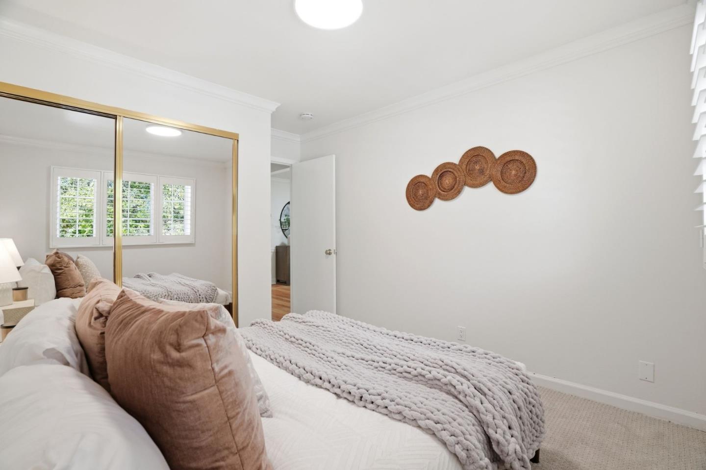 Detail Gallery Image 25 of 53 For 1315 Bright Oaks Ct, Los Altos,  CA 94024 - 5 Beds | 3 Baths