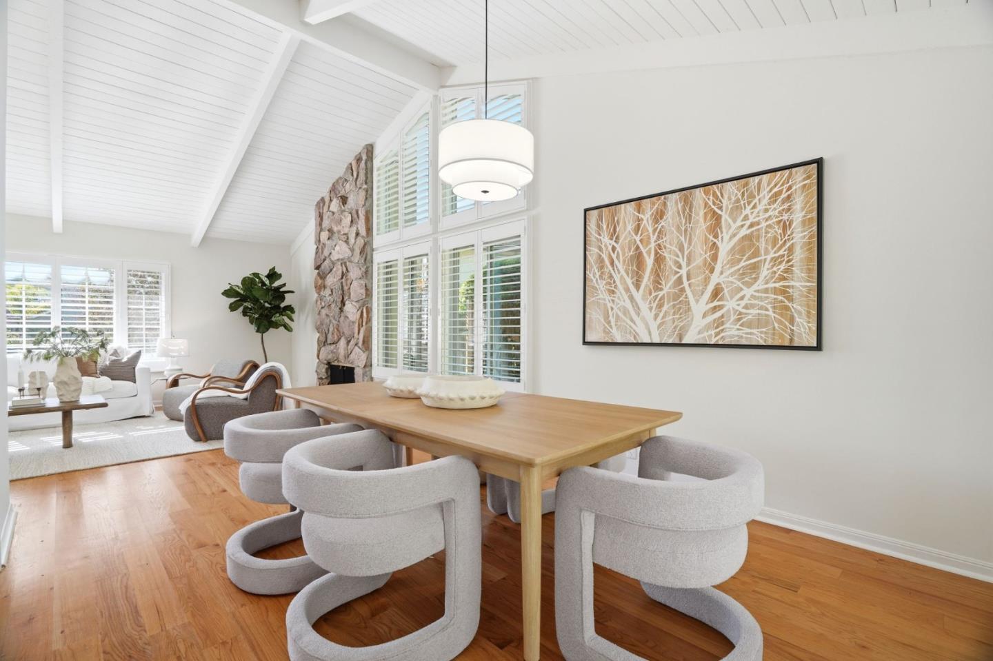 Detail Gallery Image 8 of 53 For 1315 Bright Oaks Ct, Los Altos,  CA 94024 - 5 Beds | 3 Baths