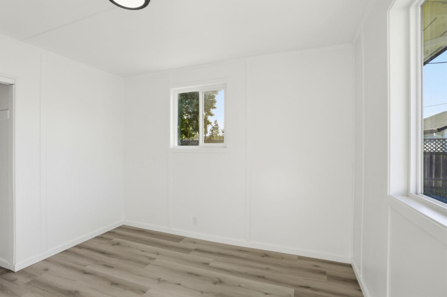 Detail Gallery Image 15 of 28 For 3110 Airline Hwy, Hollister,  CA 95023 - 2 Beds | 2 Baths