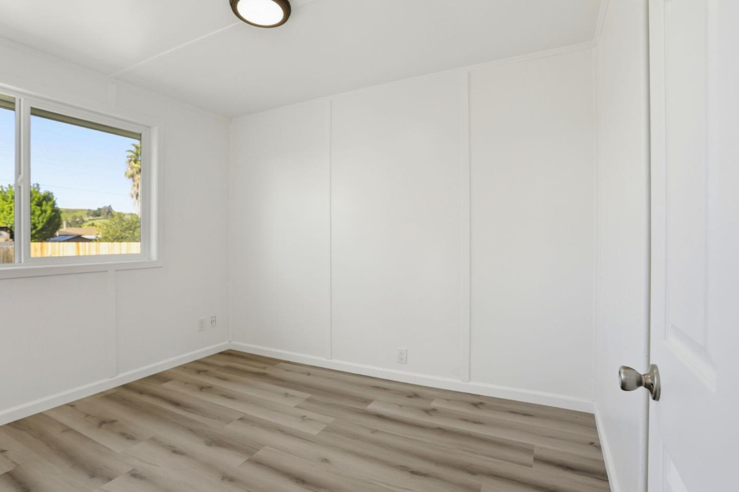 Detail Gallery Image 16 of 28 For 3110 Airline Hwy, Hollister,  CA 95023 - 2 Beds | 2 Baths