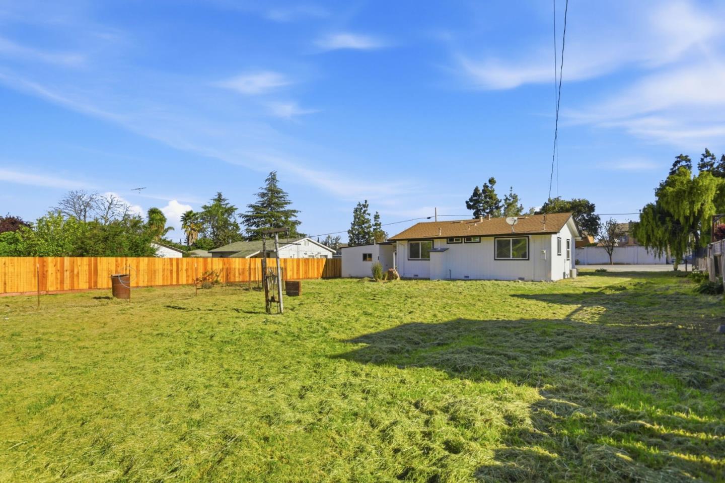 Detail Gallery Image 27 of 28 For 3110 Airline Hwy, Hollister,  CA 95023 - 2 Beds | 2 Baths