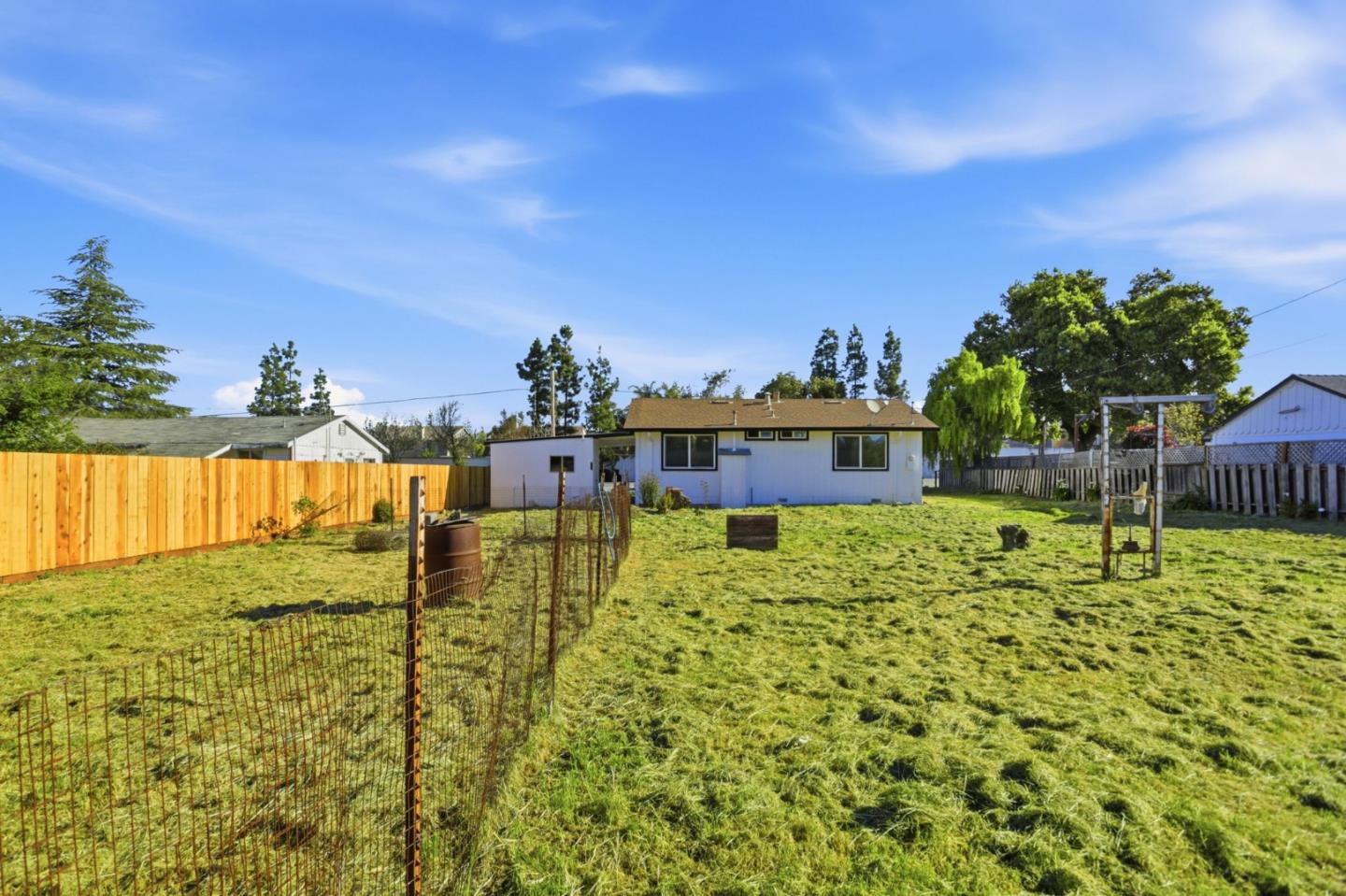 Detail Gallery Image 28 of 28 For 3110 Airline Hwy, Hollister,  CA 95023 - 2 Beds | 2 Baths