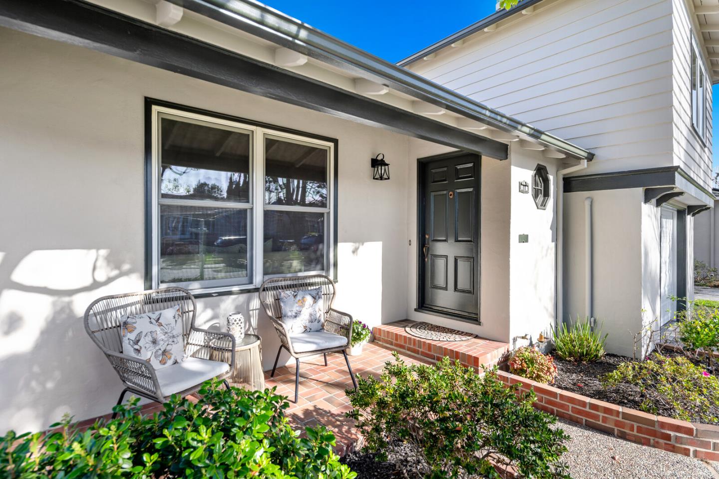 Detail Gallery Image 2 of 35 For 818 W Grant Pl, San Mateo,  CA 94402 - 3 Beds | 2/1 Baths