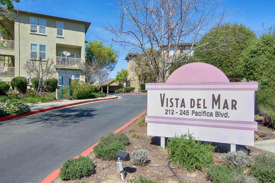 Detail Gallery Image 2 of 15 For 229 Pacifica Blvd #104,  Watsonville,  CA 95076 - 0 Beds | 1 Baths