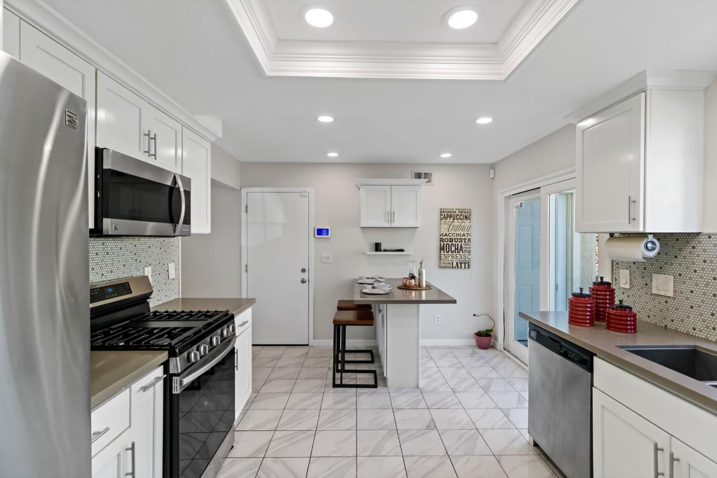 Detail Gallery Image 21 of 59 For 5358 Matthew Ter, Fremont,  CA 94555 - 3 Beds | 2/1 Baths