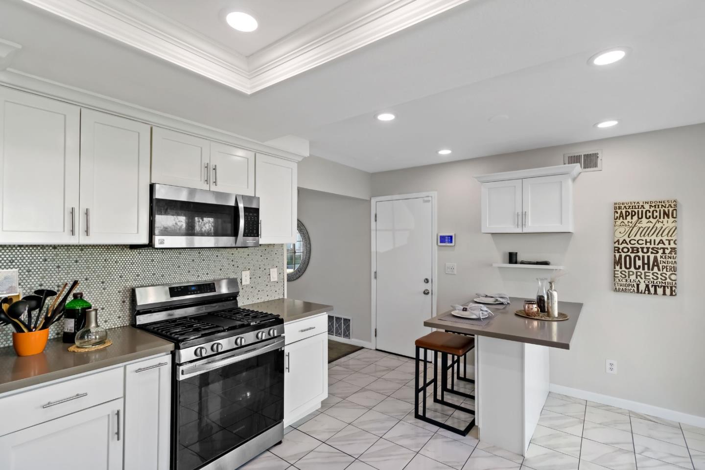 Detail Gallery Image 27 of 59 For 5358 Matthew Ter, Fremont,  CA 94555 - 3 Beds | 2/1 Baths