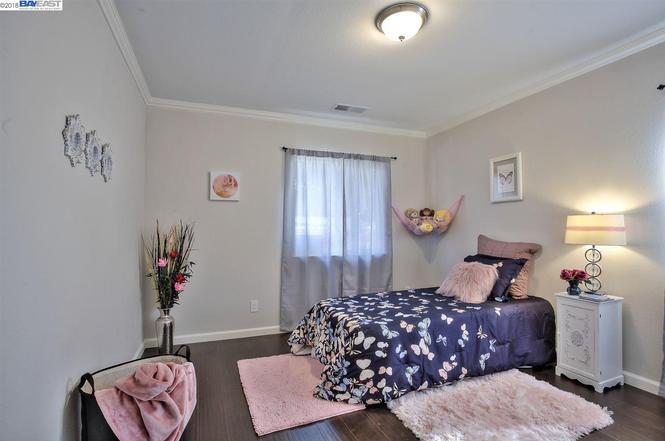 Detail Gallery Image 17 of 27 For 1753 Church St, Oakland,  CA 94621 - 2 Beds | 1 Baths