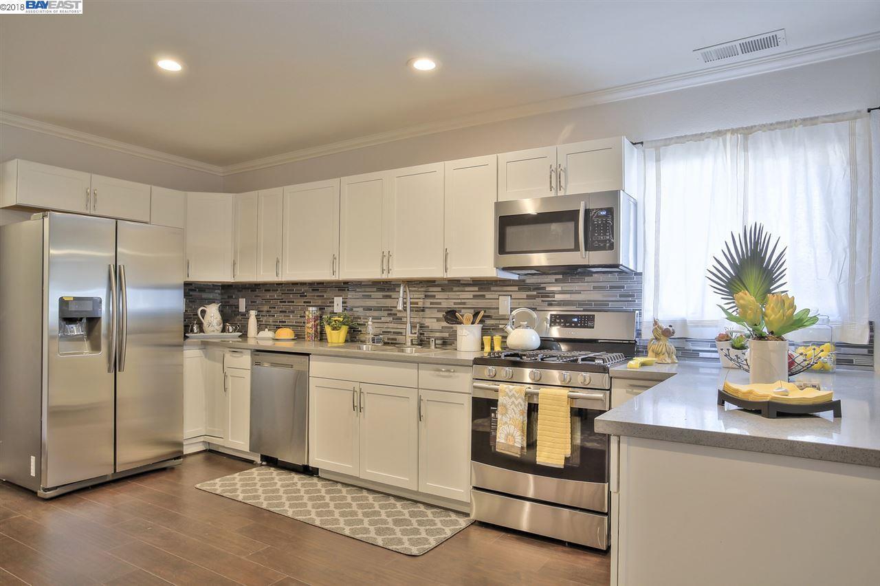 Detail Gallery Image 25 of 27 For 1753 Church St, Oakland,  CA 94621 - 2 Beds | 1 Baths