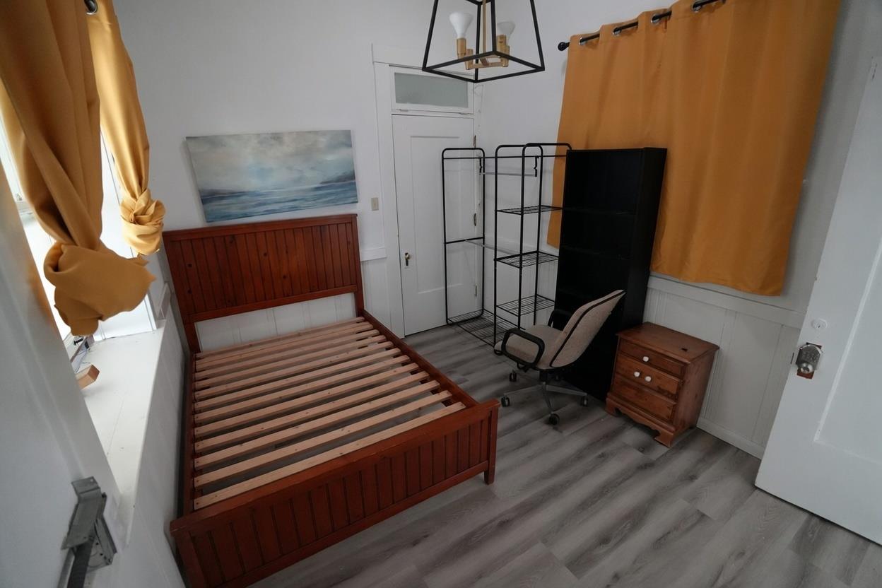 Detail Gallery Image 15 of 39 For 496 6th St, Montara,  CA 94037 - – Beds | – Baths