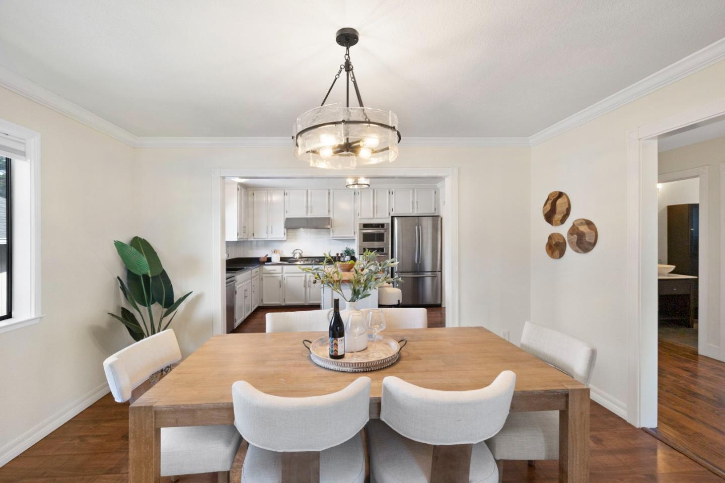 Detail Gallery Image 15 of 52 For 266 6th St, Montara,  CA 94037 - 5 Beds | 3 Baths